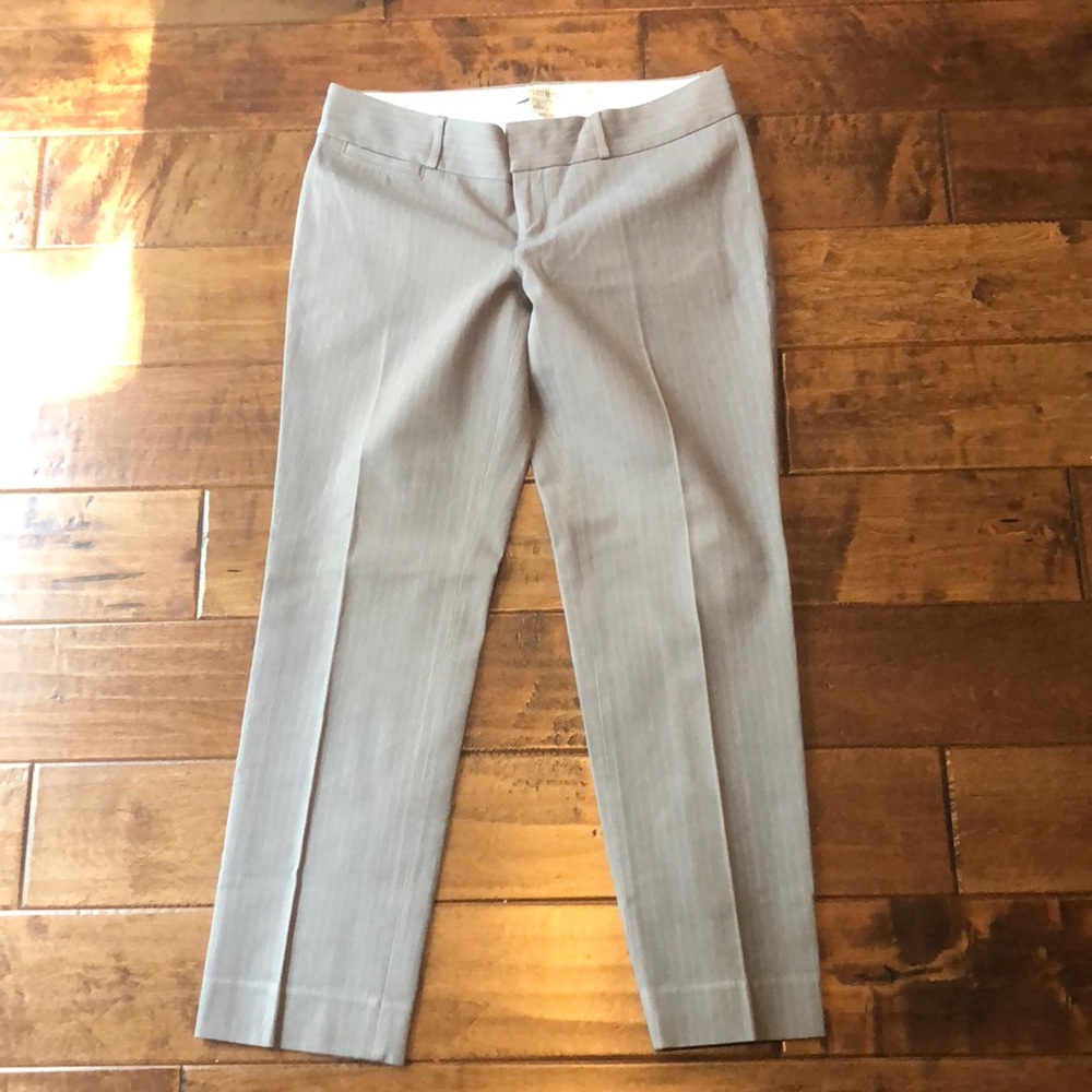 Banana Republic Sloan Fit • Like New •